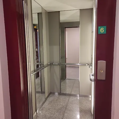 Bermeo Y Urdaibai - Apartamento - Tranquilo - Wifi - Ascensor Y Garaje En El Mismo Edificio Exterior photo